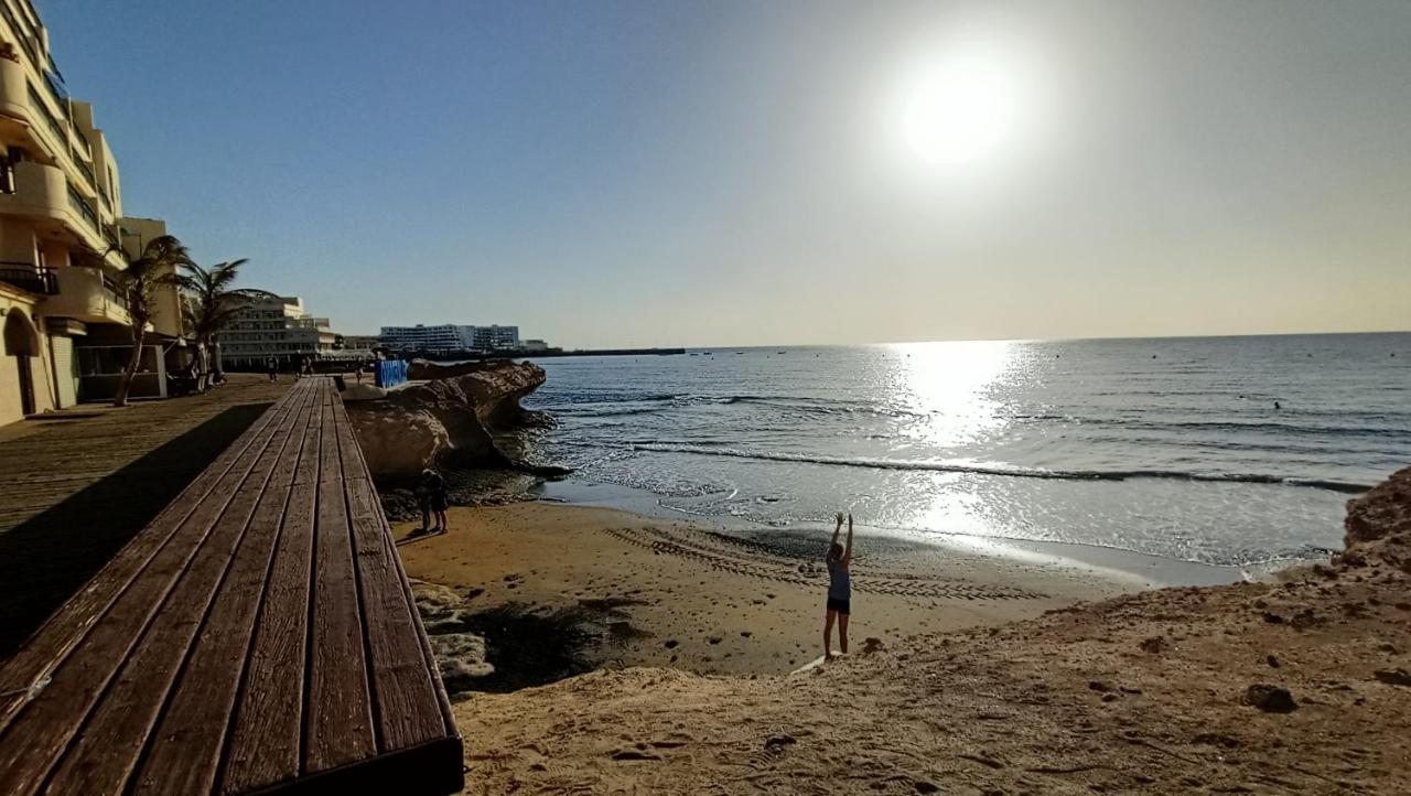 Views Of El Medano Beach, Two Exterior photo