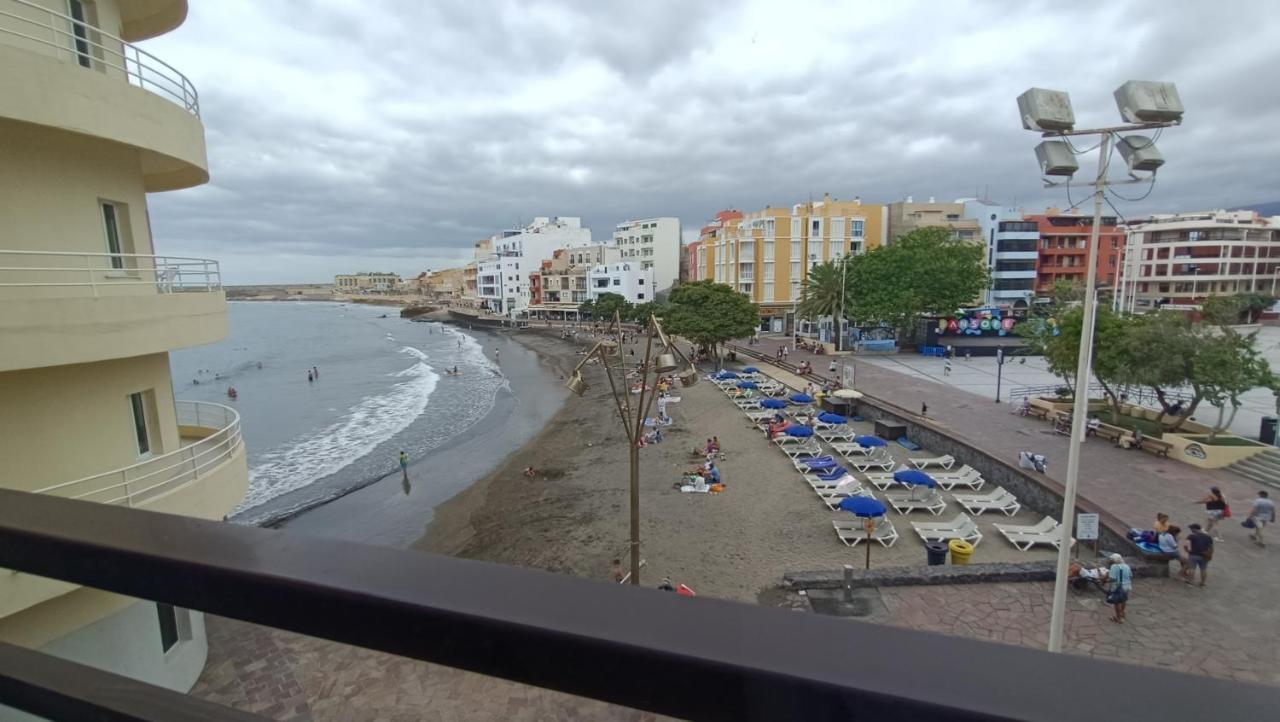 Views Of El Medano Beach, Two Exterior photo
